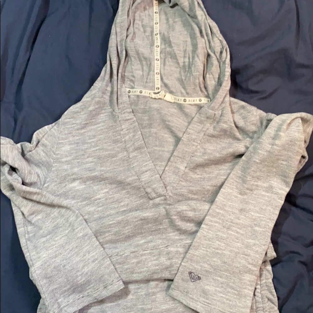 Lon ong sleeve women’s light weight hoodie